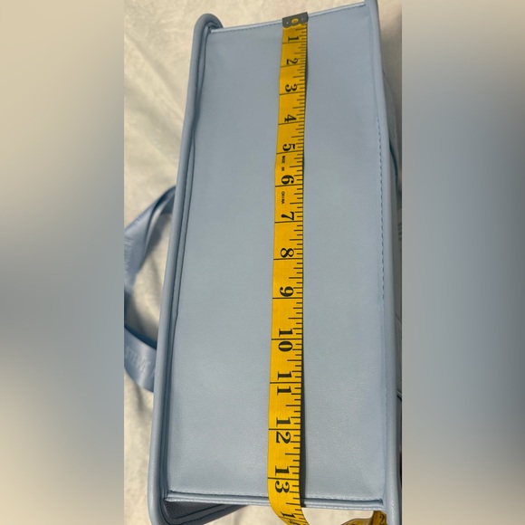 NWT Steve Madden BWEBBER-EL Light Blue Soft Faux Leather Tote w/Adjustable Strap - Picture 13 of 15